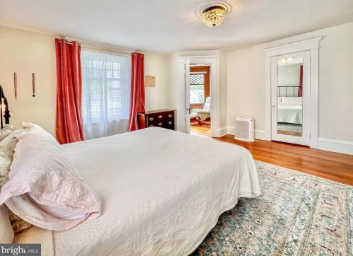 718 Columbia Ave, Lansdale PA 19446-3311 exterior