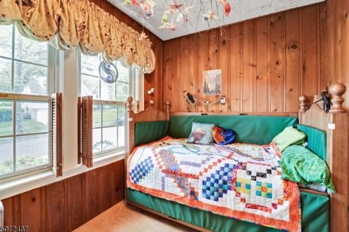 6 Marion Rd, Verona NJ  07044-1420 exterior