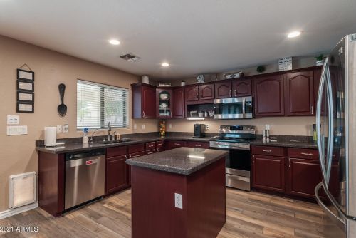 18177 Westpark Blvd, Sun City AZ  85388-6624 exterior
