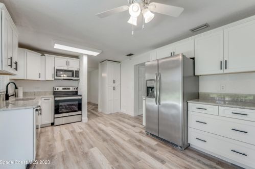 2965 Lantern Dr, Daytona Beach FL  32119-8510 exterior