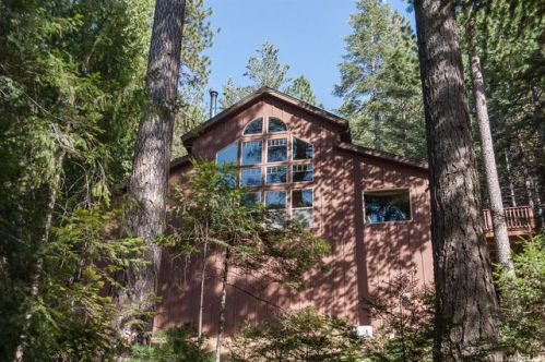 26609 High Trees Dr, Pioneer, CA 95666-9102