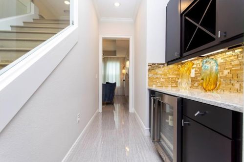 8035 Chilton Dr, Orlando FL 32836 exterior