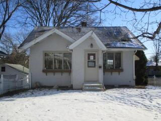 4957 Upton Ave, Minneapolis MN  55410-2244 exterior