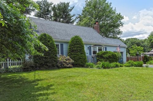 366 Anderson Ave, Milford, CT 06460-7052
