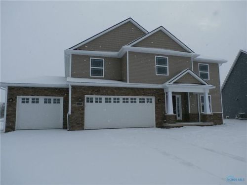 9829 Julianna Ln, Whitehouse, OH 43571-9042
