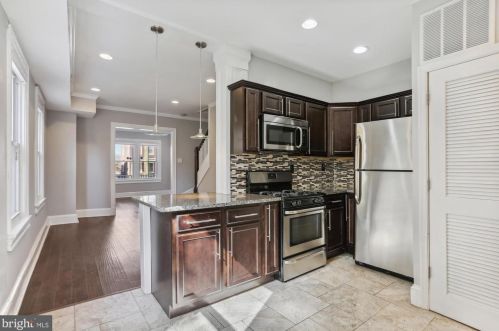 1926 17th St, Washington, DC 20020-4704