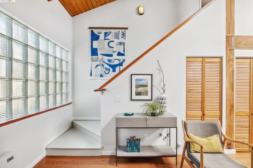 1003 47 St, Oakland CA 94608-3316 exterior