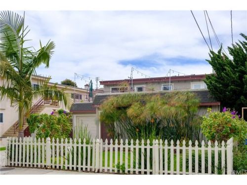 2012 Carnegie Ln, Redondo Beach, CA 90278-3604
