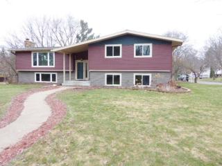210 13th St, Hudson, WI 54016-2061