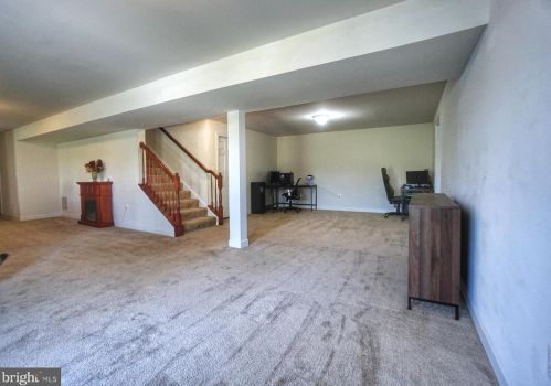 39068 Irish Corner Rd, Lovettsville VA  20180-2742 exterior