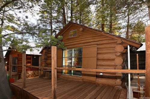 3591 Bill Ave, South Lake Tahoe CA  96150-8457 exterior