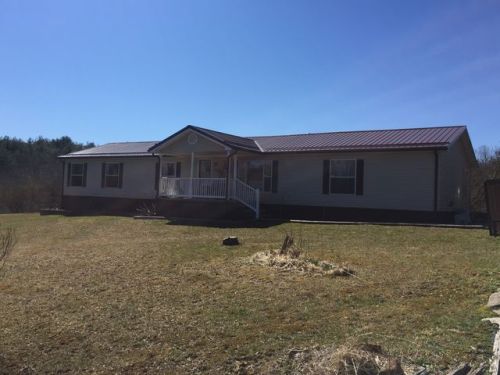 255 Peyton Pl, Beeson, WV 24714-9412