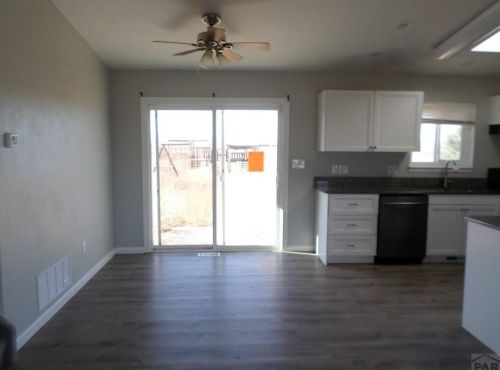 469 Tejon Ave, Pueblo, CO 81007-3283