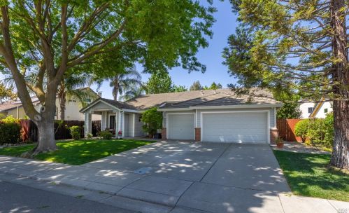 1315 Ferrero Dr, Liberty Farms, CA 95620-4258