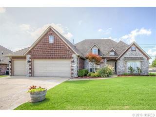 6205 Sawgrass Dr, Bartlesville, OK 74006-2945