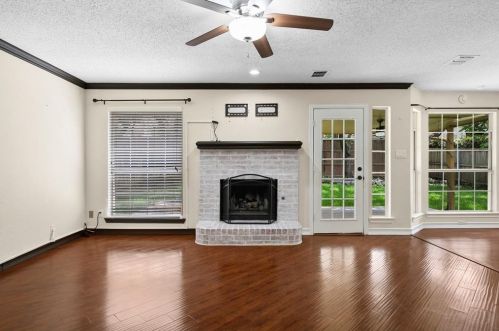 2308 Old Hickory Ln, Lewisville TX  75028-4593 exterior