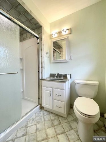 94 Maitland Pl, Outwater NJ  07026-1230 exterior