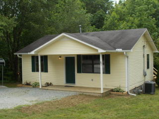 631 Wren Ave, Camden, TN 38320-6205