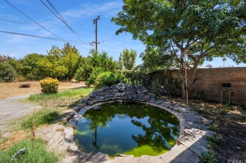 3095 Sepulveda Ave, San Bernardino CA  92404-2330 exterior