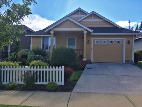 3803 30th Ct, Eagle Crest, OR 97756-7077