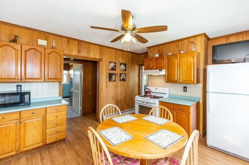 680 River Ave, Providence, RI 02908-2214
