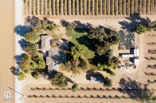 15414 Cuda Dr, Bakersfield CA  93307-9279 exterior