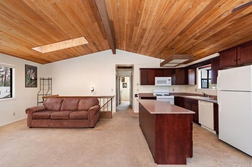 1095 Pan Springs Ln, Big Bear City CA  92314-9397 exterior