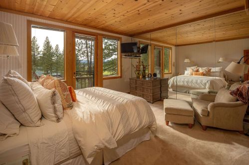 357 Skidder Trl, Truckee CA 96161-3929 exterior