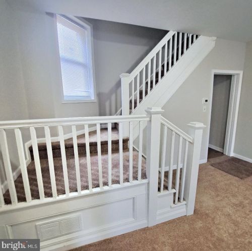 221 Connell St, Wilmington DE  19805-3961 exterior