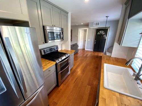 13282 Wimberly Sq, San Diego, CA 92128-4067