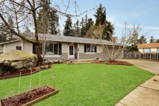 2822 29th Street Ct, Puyallup, WA 98374-1621