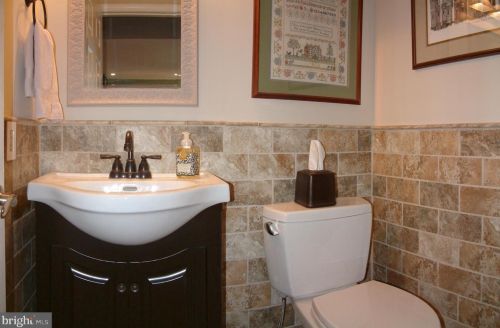 1641 Rockcress Dr, Jamison PA  18929-1646 exterior