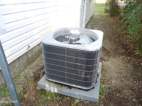 2919 Caledonia St, Marianna FL  32446-3366 exterior