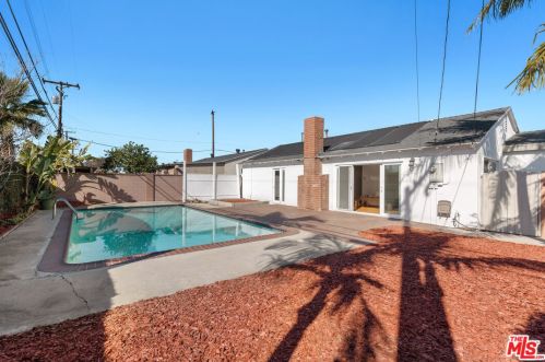 7189 Hoover Way, Buena Park CA  90620-3820 exterior