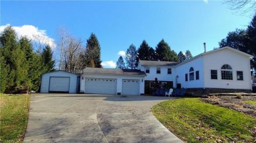 1617 Trares Rd, Mogadore, OH 44260-9348