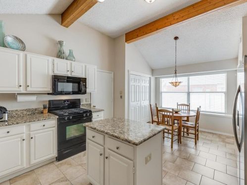 1412 Baker Dr, Cedar Hill TX 75104-1342 exterior