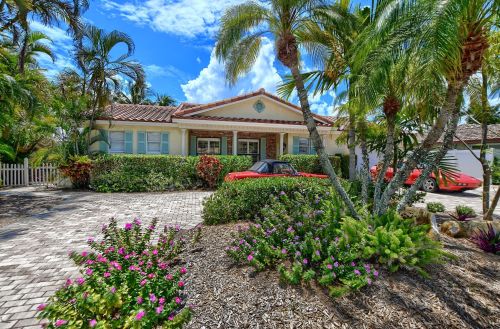 1473 4th Ct, Boca Raton, FL 33432-1905