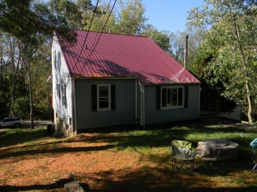 249 Highland Ave, Shade, OH 45701-1634