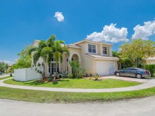 1924 180th Ter, Hollywood, FL 33029-5218