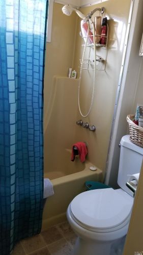 220 Arboleda Dr, Santa Rosa CA 95401-9036 exterior