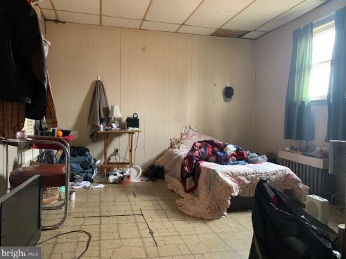 243 Baltimore St, Hanover PA 17331-3315 exterior