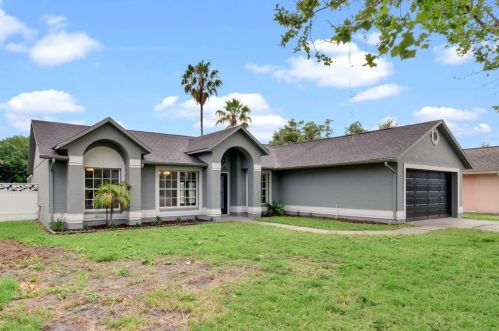 3460 Fox Hollow Dr, Orlando, FL 32829-8776
