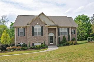 5308 Graycliff Ln, Clemmons, NC 27012-9397