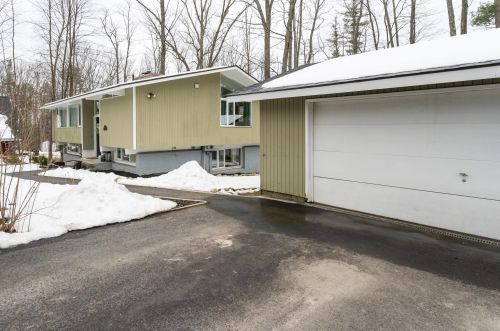 418 Deerpath Ln, Allenstown NH  03275-3213 exterior