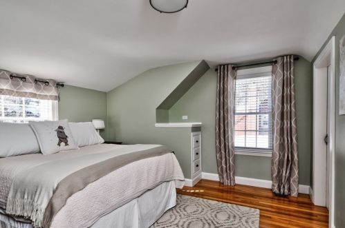 11 Macarthur Rd, Natick MA 01760-2937 exterior