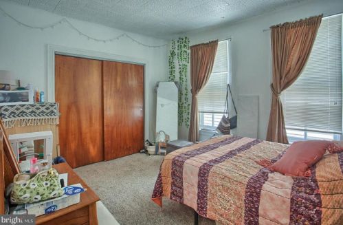 529 West St, Carlisle PA  17013-2838 exterior