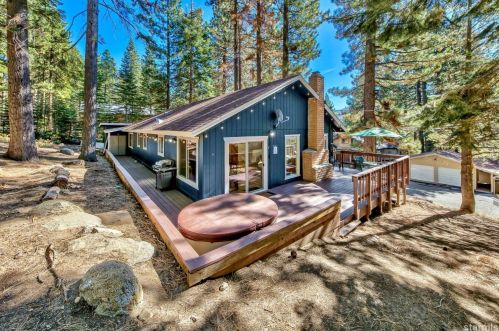 1858 Normuk St, South Lake Tahoe CA  96150-5348 exterior