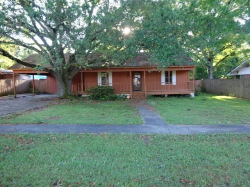 12722 Middlewood Dr, Baker, LA 70714-4833