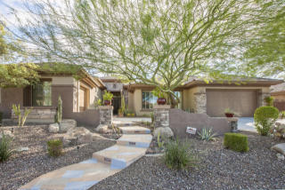 1807 Camargo Ct, Phoenix, AZ 85086-1921