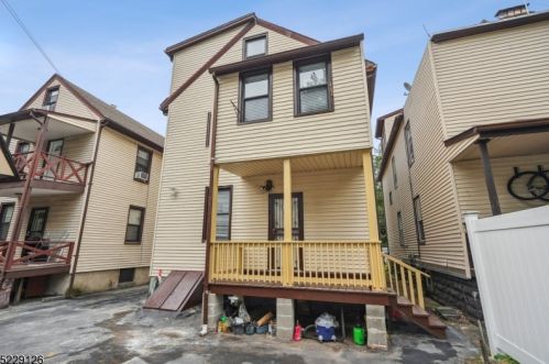 264 Valley St, South Orange, NJ 07079-2822